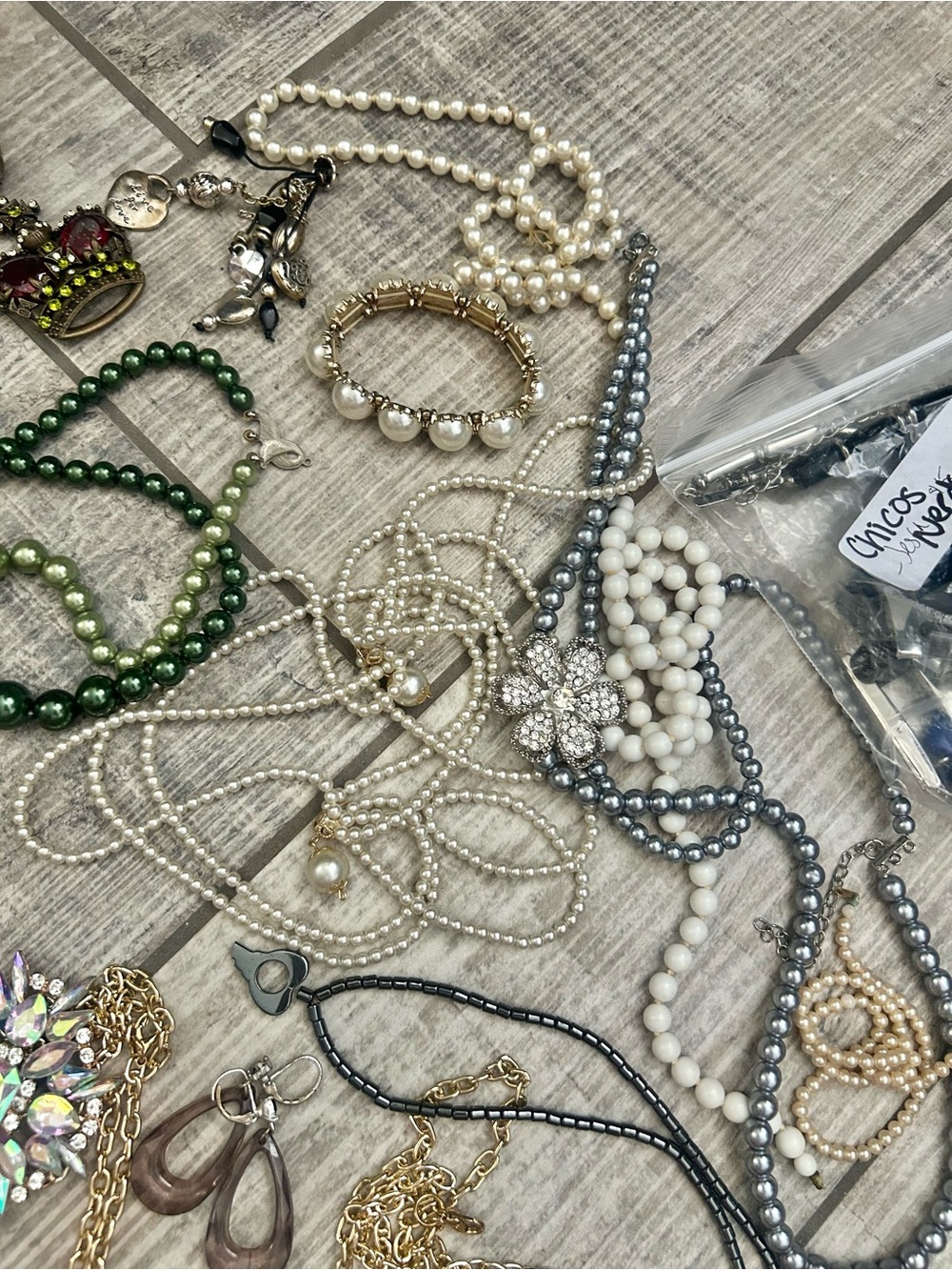Craft/Wearable Jewelry Lot 2lbs - Picture 8 of 13